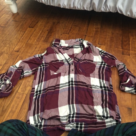 Charlotte Russe Tops - Long sleeve flannel